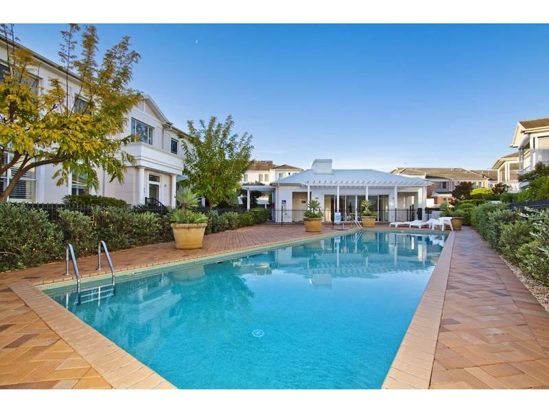 211/14 Fairwater Close, Breakfast Point NSW 2137