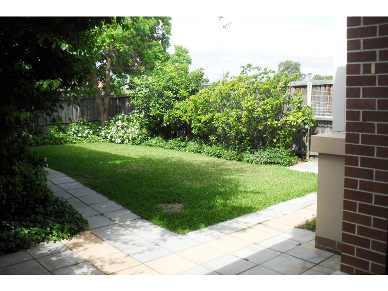2/291 Quarry Road, Denistone East NSW 2112