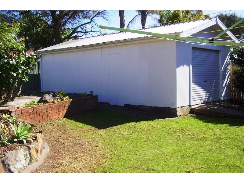 15 Terrace Avenue, Sylvania NSW 2224