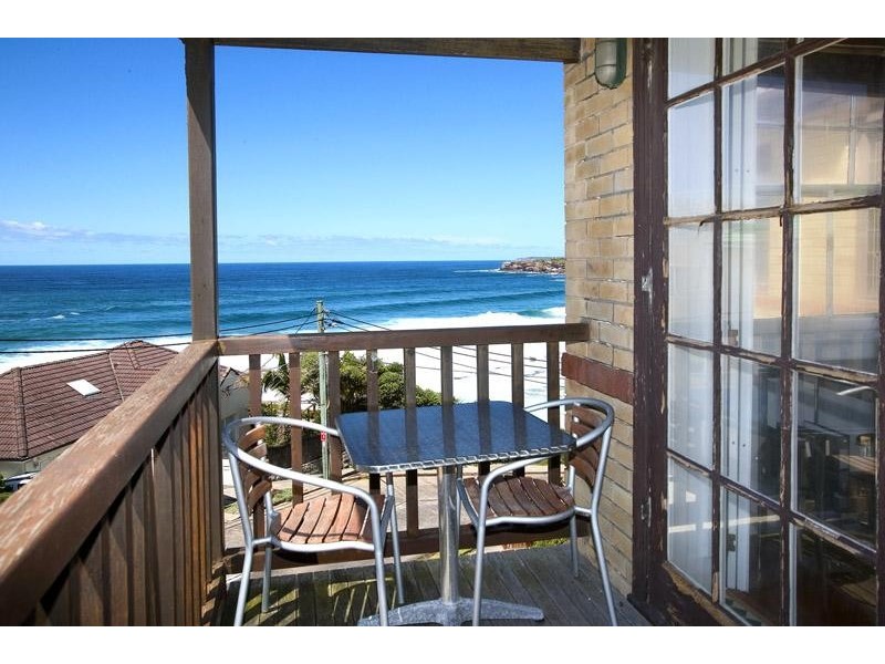 3/1 Gaerloch Avenue, Tamarama NSW 2026