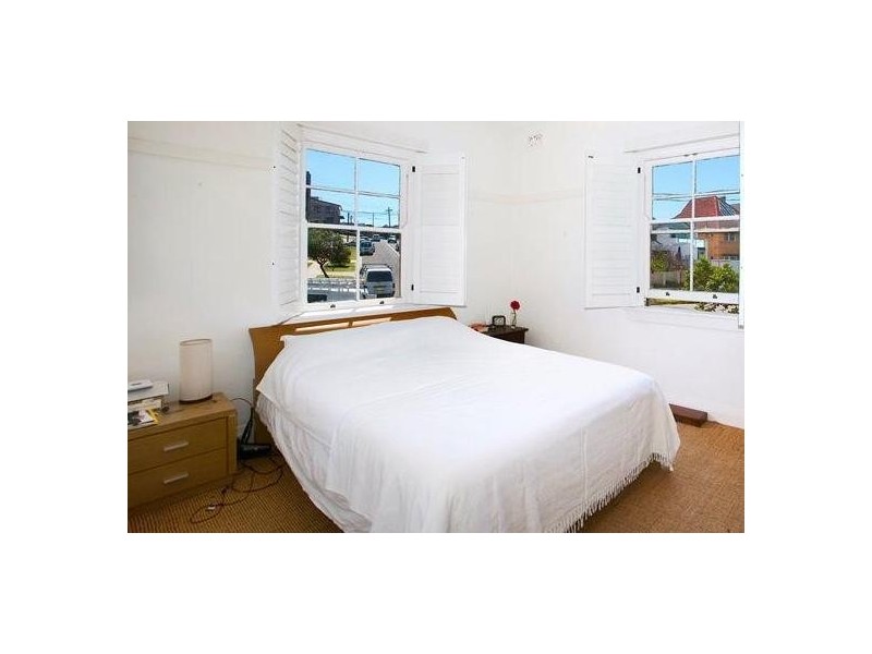 3/1 Gaerloch Avenue, Tamarama NSW 2026