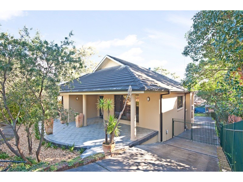 1 Gnarbo Avenue, Carss Park NSW 2221
