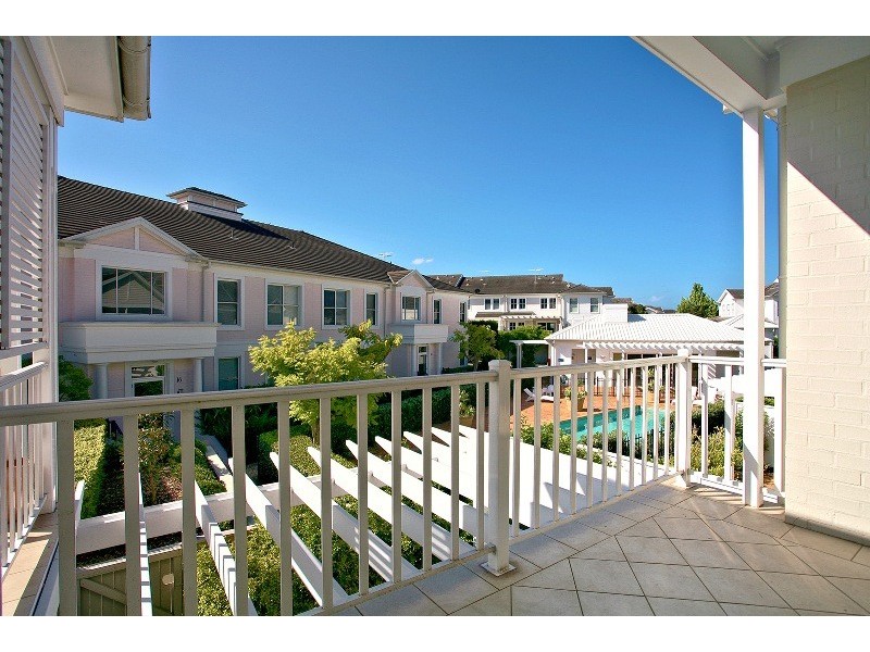 203/8 Fairwater Close, Breakfast Point NSW 2137