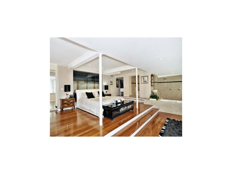 74 The Bulwark, Castlecrag NSW 2068