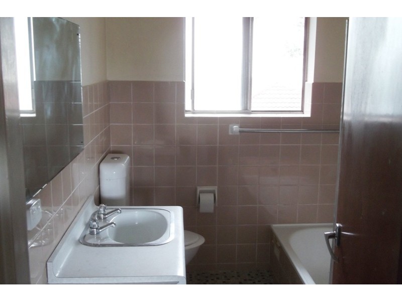 9/42 Broadarrow Road, Narwee NSW 2209