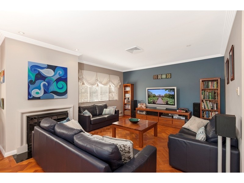 26 Brushwood Drive, Alfords Point NSW 2234