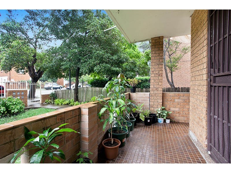 1/19 Fairmount Street, Lakemba NSW 2195