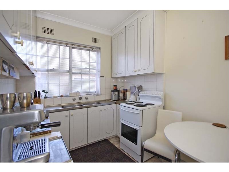 8/14 Sellwood Street, Brighton NSW 2216