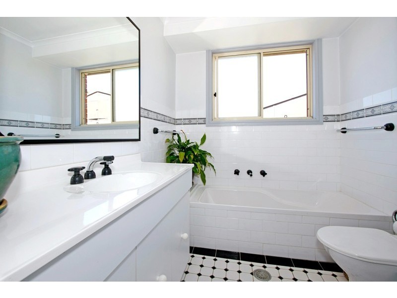 11 Como Road, Oyster Bay NSW 2225