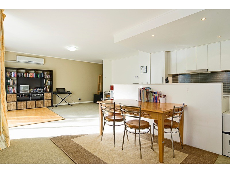 101/4 Shoreline Drive, Rhodes NSW 2138