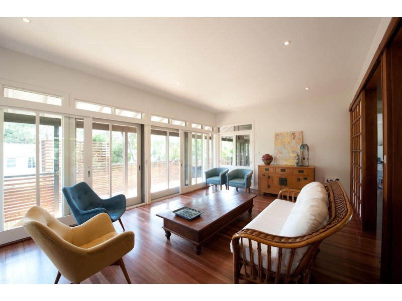 8 Fairyland Avenue, Chatswood West NSW 2067