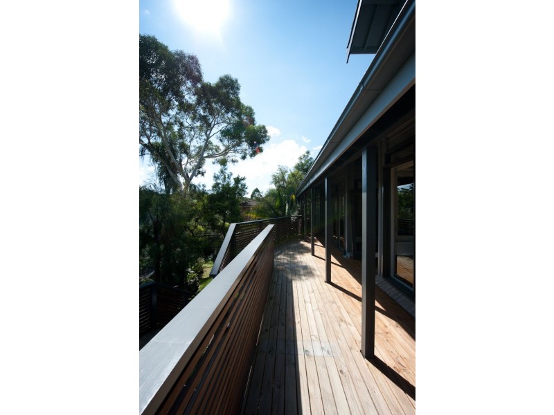 8 Fairyland Avenue, Chatswood West NSW 2067