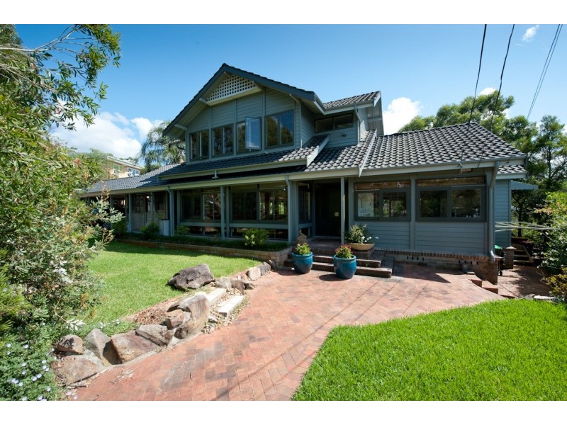 8 Fairyland Avenue, Chatswood West NSW 2067