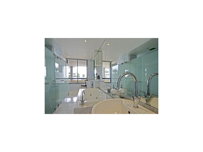 60-62 Cliff Road, North Wollongong NSW 2500