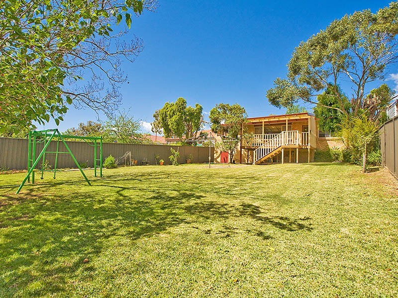 245 President, Miranda NSW 2228