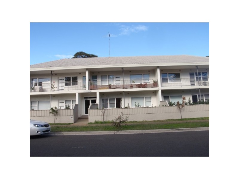 2/24A Tullimbar Road, Cronulla NSW 2230