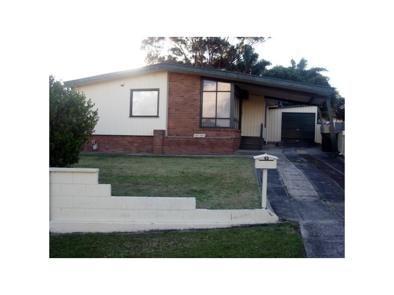 45 McCabe, Warilla NSW 2528