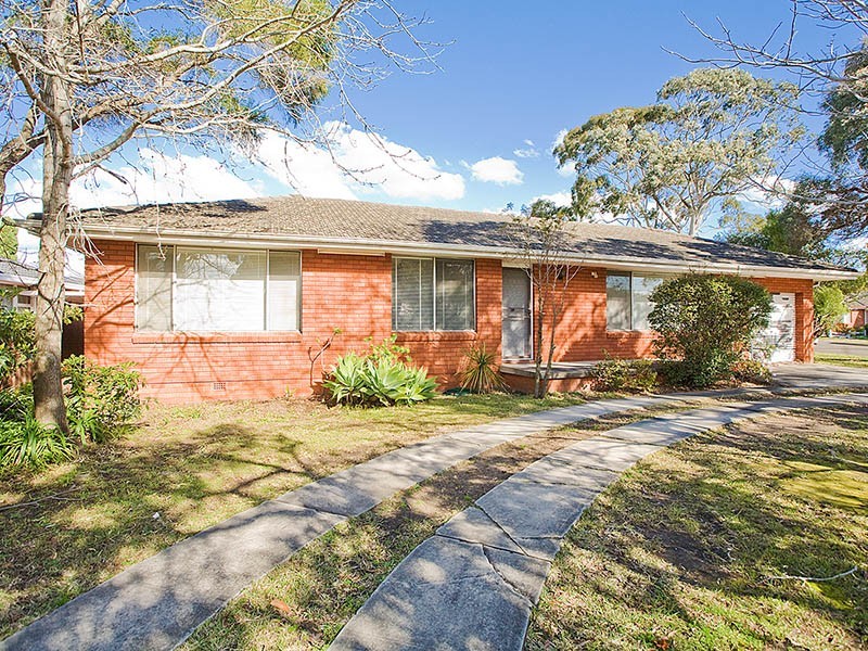 14 Graham, Miranda NSW 2228