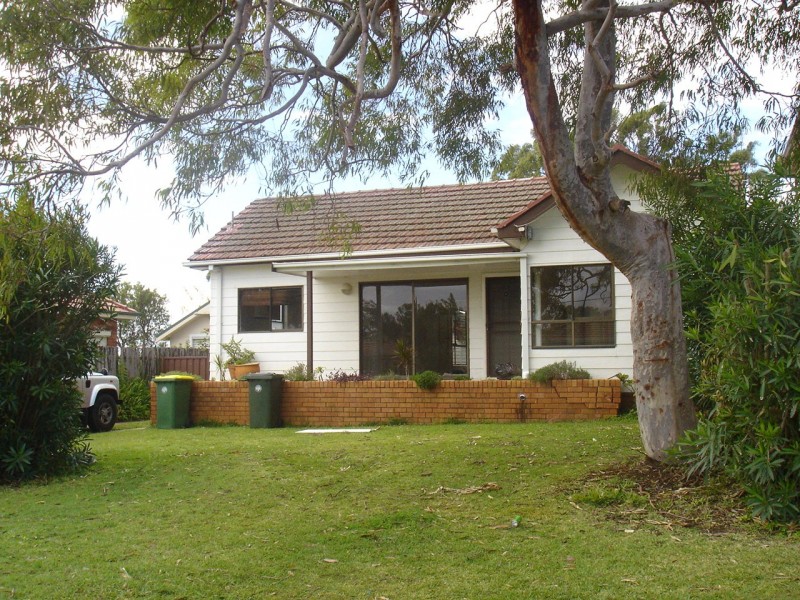 4 Birdwood, Sylvania NSW 2224