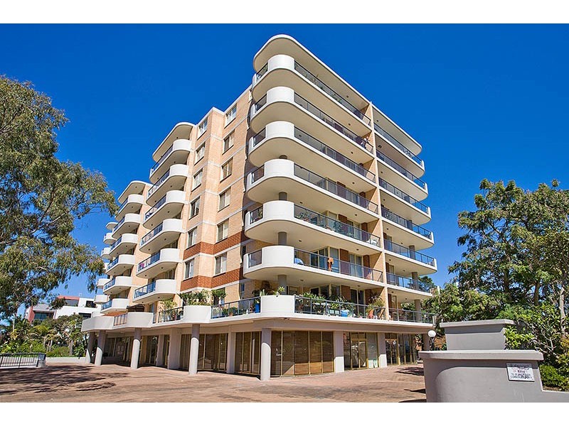 42/1 Gray Street, Sutherland NSW 2232