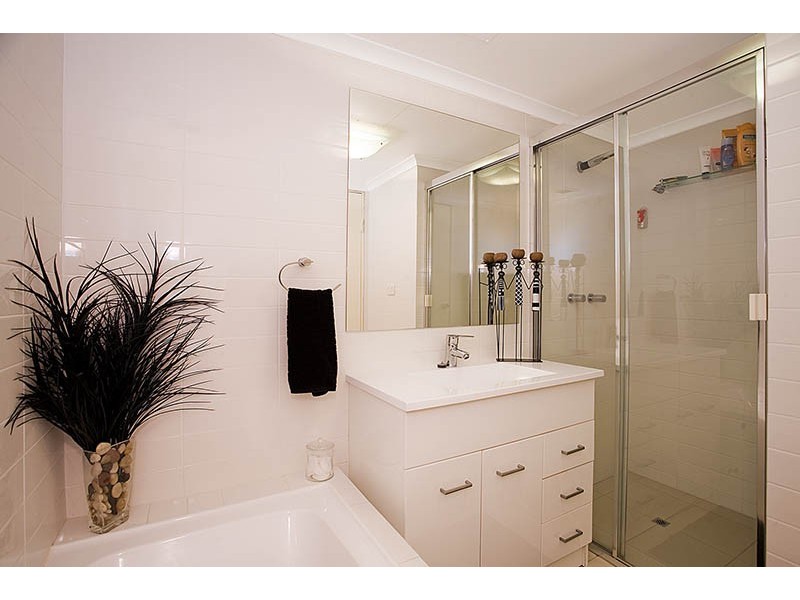 42/1 Gray Street, Sutherland NSW 2232