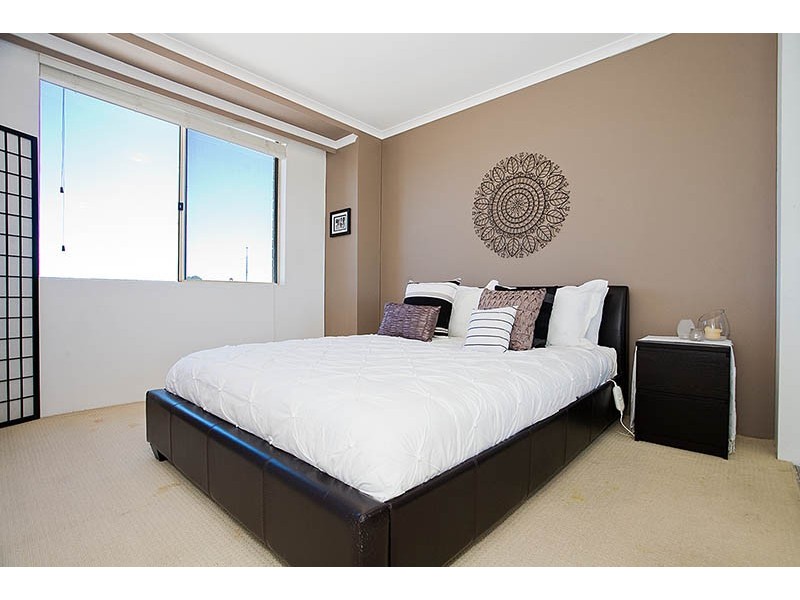 42/1 Gray Street, Sutherland NSW 2232