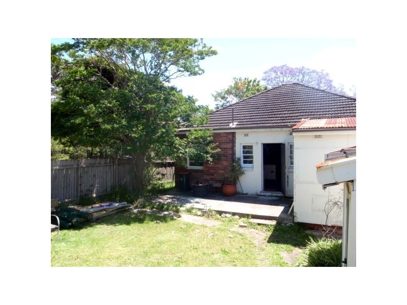 11A Clare Street, Sylvania NSW 2224