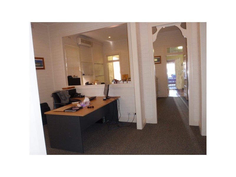 12 Adelong Street, Sutherland NSW 2232