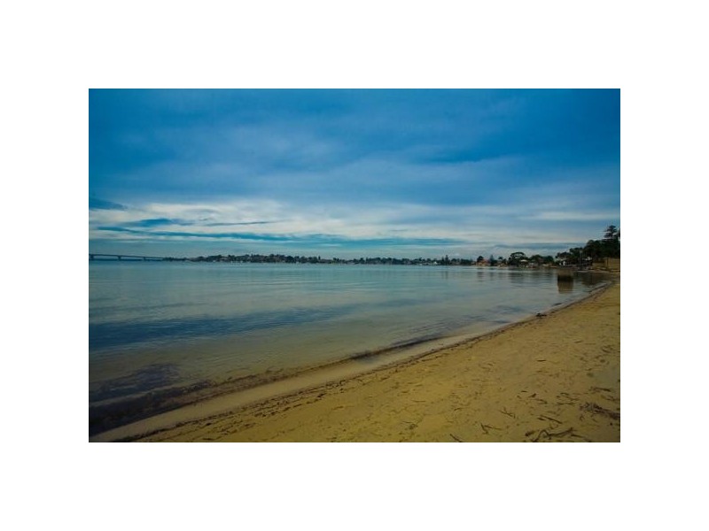 24 Belgrave Esplanade, Sylvania NSW 2224