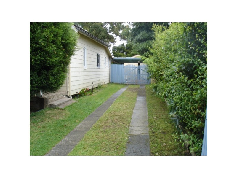 85 Acacia Road, Kirrawee NSW 2232