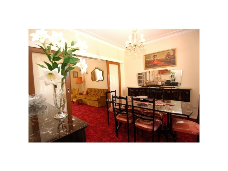 12 Macquarie Street, Gymea NSW 2227