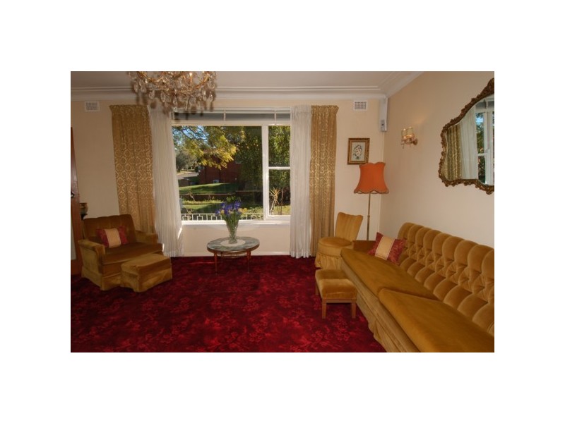 12 Macquarie Street, Gymea NSW 2227