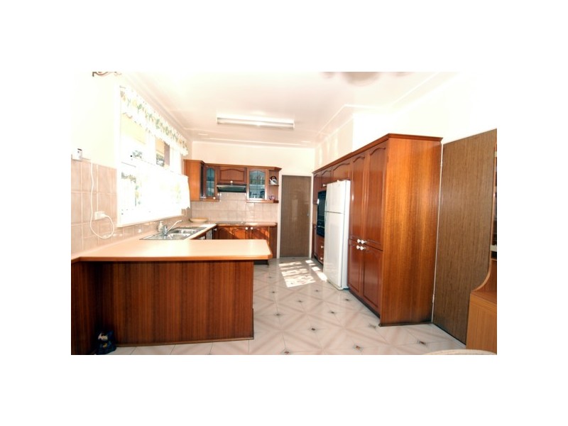 12 Macquarie Street, Gymea NSW 2227