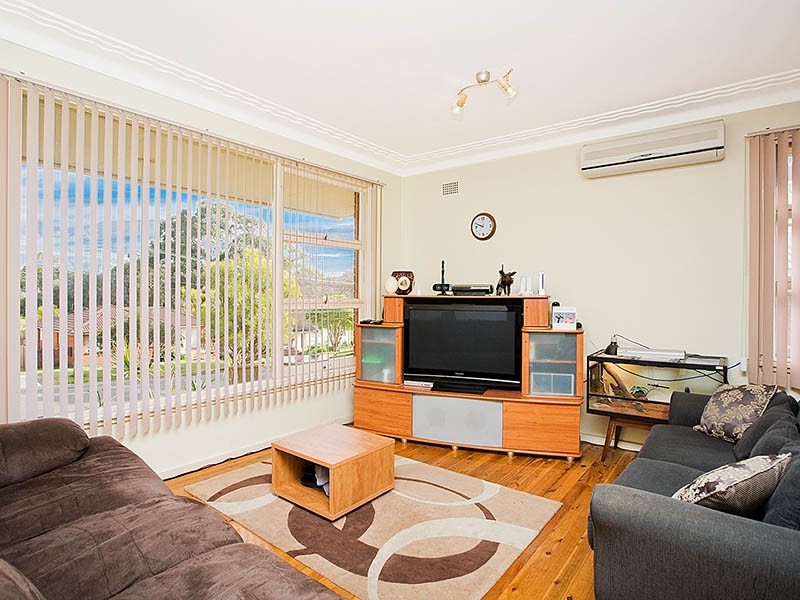 6 Palona Crescent, Engadine NSW 2233