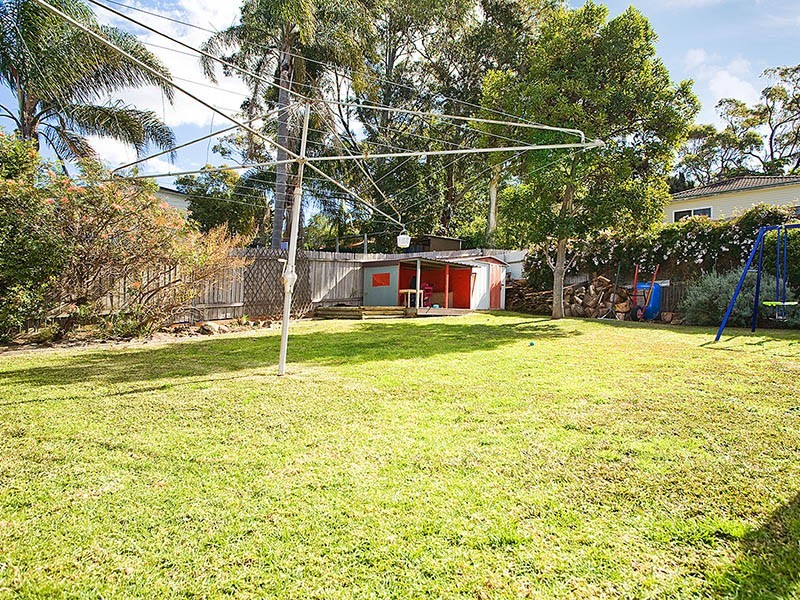 15 Poulter Avenue, Engadine NSW 2233