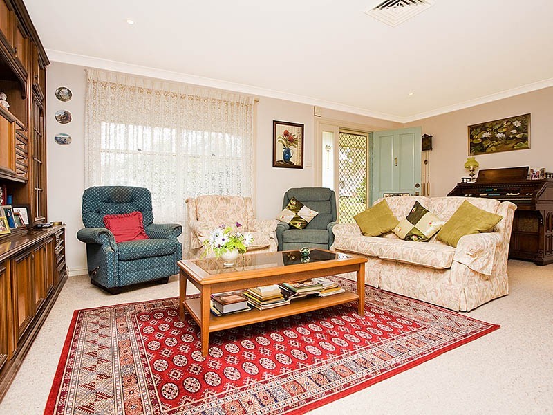 1/3 Chipilly Avenue, Engadine NSW 2233