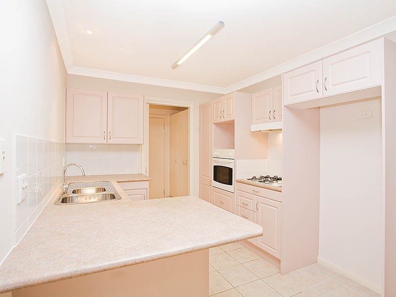 4/30 Chipilly Avenue, Engadine NSW 2233