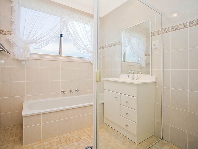 4/30 Chipilly Avenue, Engadine NSW 2233