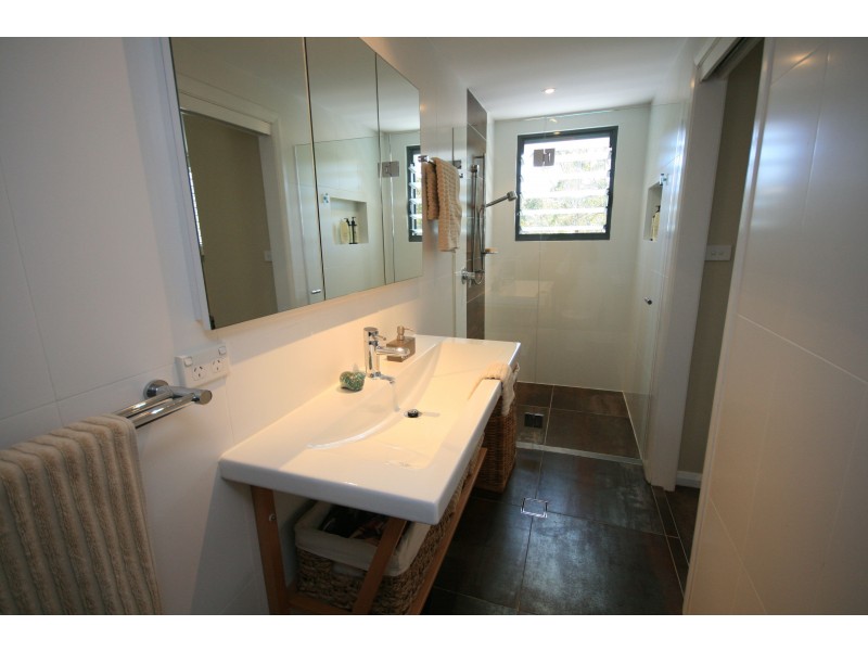 42 Tunnel Road, Helensburgh NSW 2508