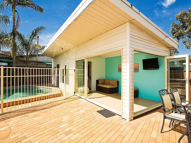 16 Banbal Road, Engadine NSW 2233