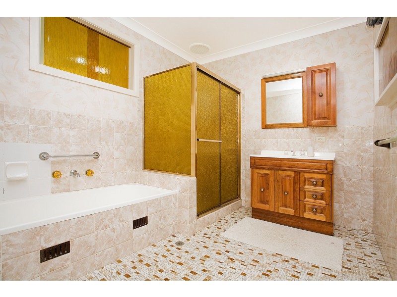 20 Lalor Crescent, Engadine NSW 2233