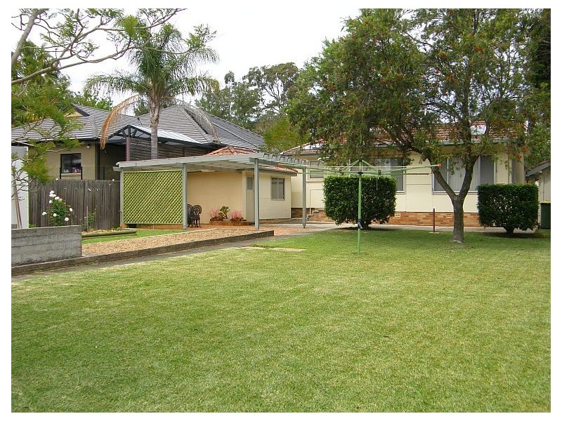35 Grevillea Grove, Heathcote NSW 2233