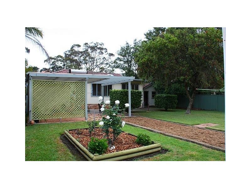 35 Grevillea Grove, Heathcote NSW 2233
