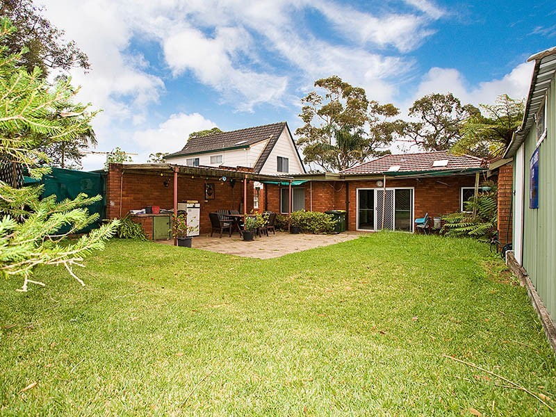 10 Laurina Avenue, Yarrawarrah NSW 2233