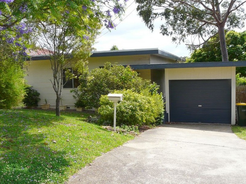 12 Forbes Crescent, Engadine NSW 2233