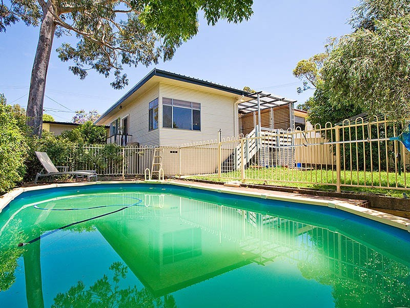 12 Forbes Crescent, Engadine NSW 2233