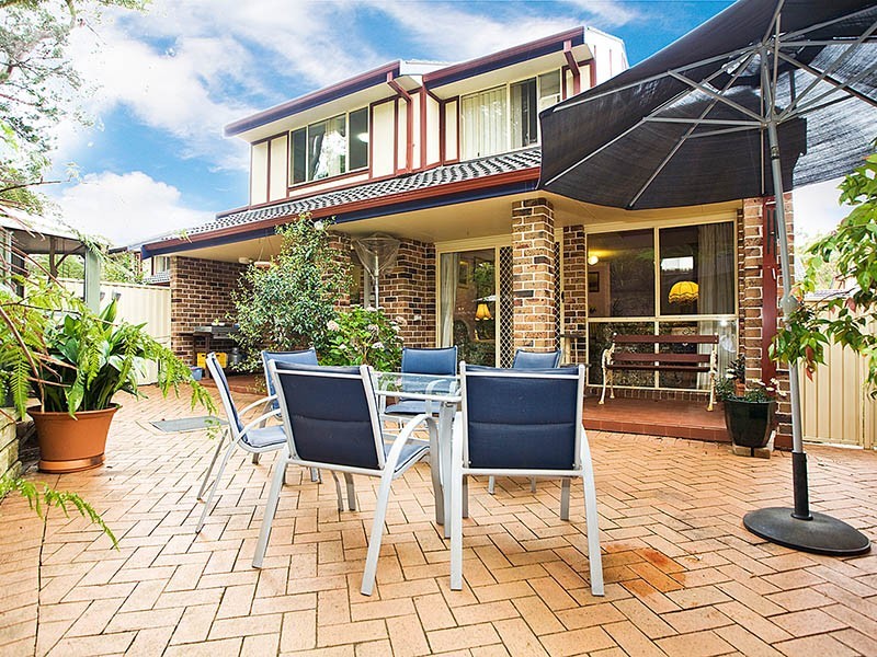 4/2 Wollybutt Road, Engadine NSW 2233