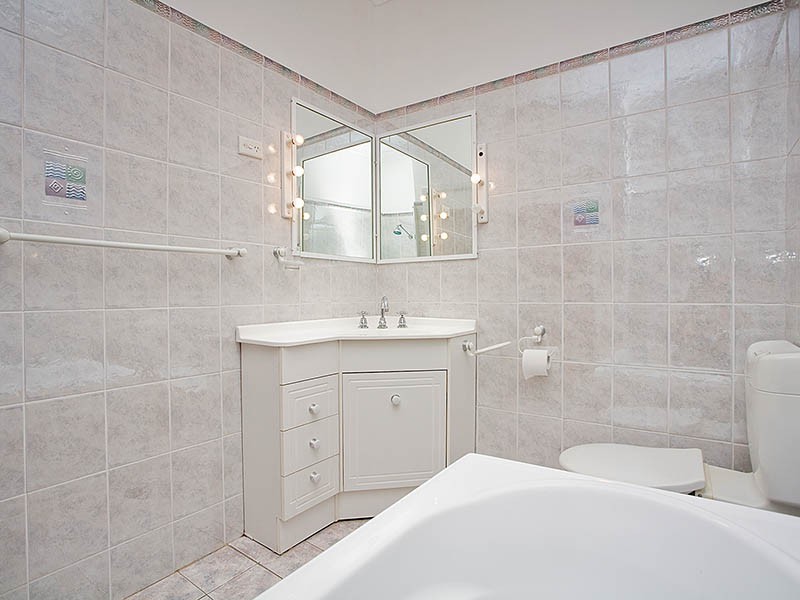 301 Cooriengah Heights Road, Engadine NSW 2233