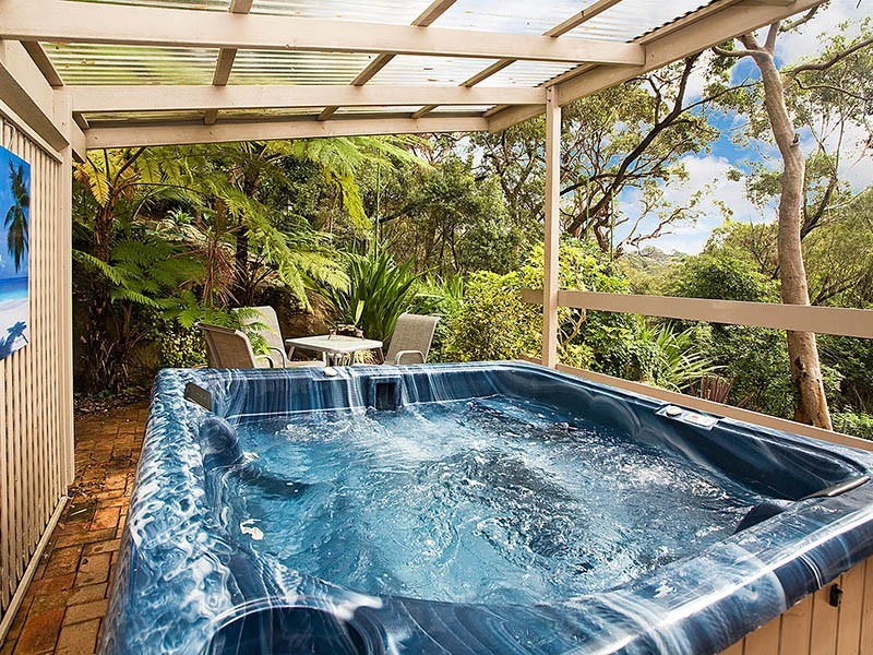 65 Tobruk Avenue, Engadine NSW 2233