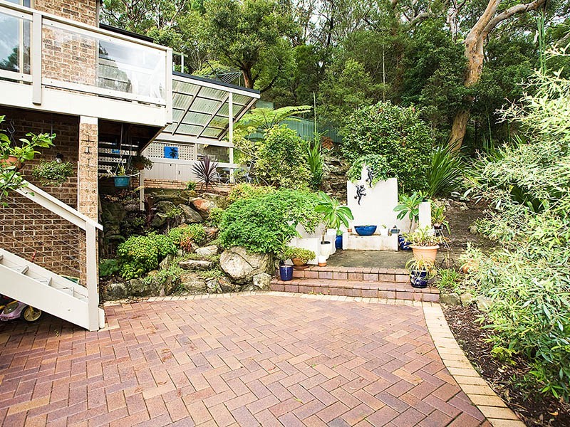 65 Tobruk Avenue, Engadine NSW 2233